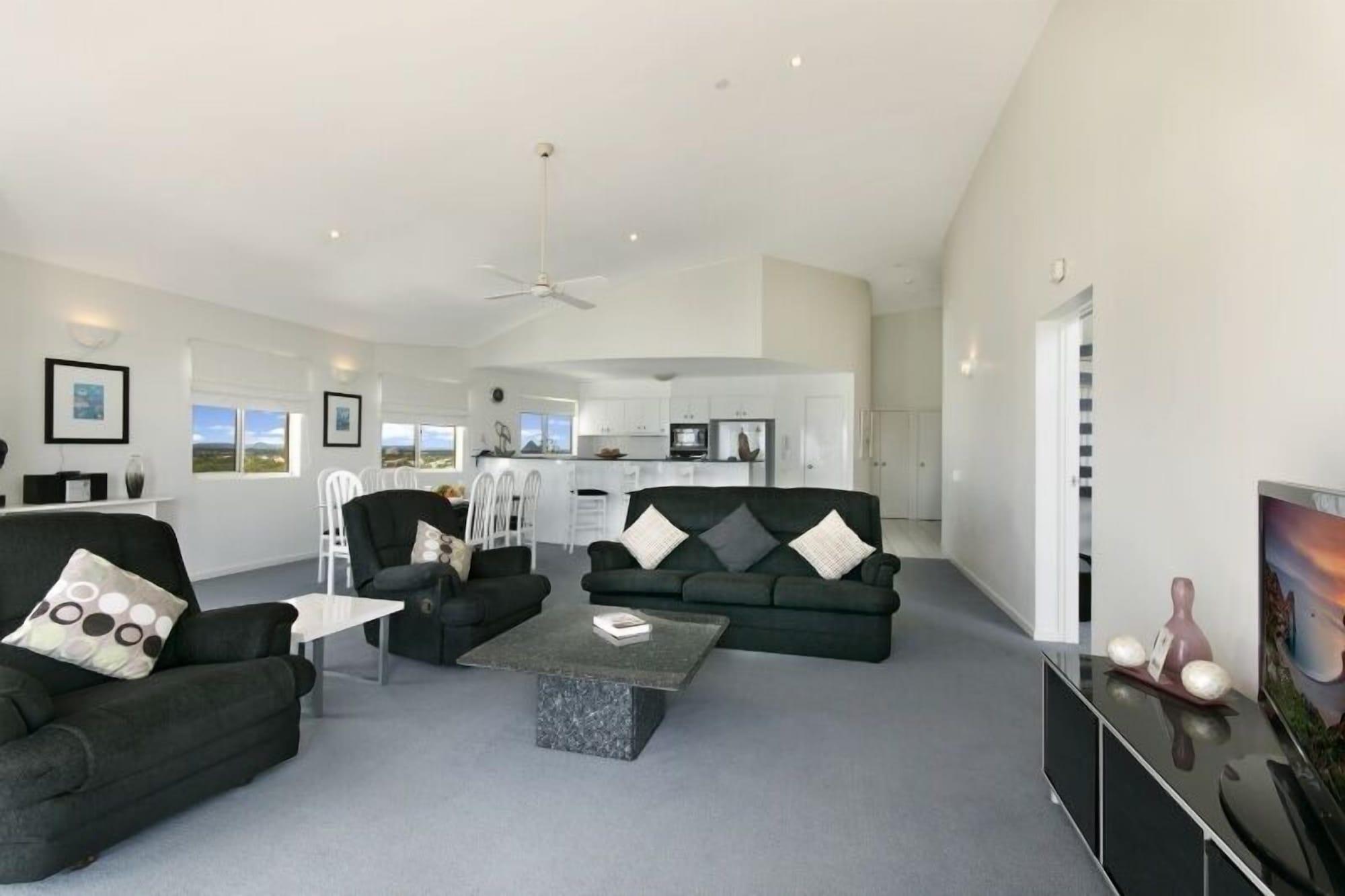 Riviere On Golden Beach Caloundra Bagian luar foto