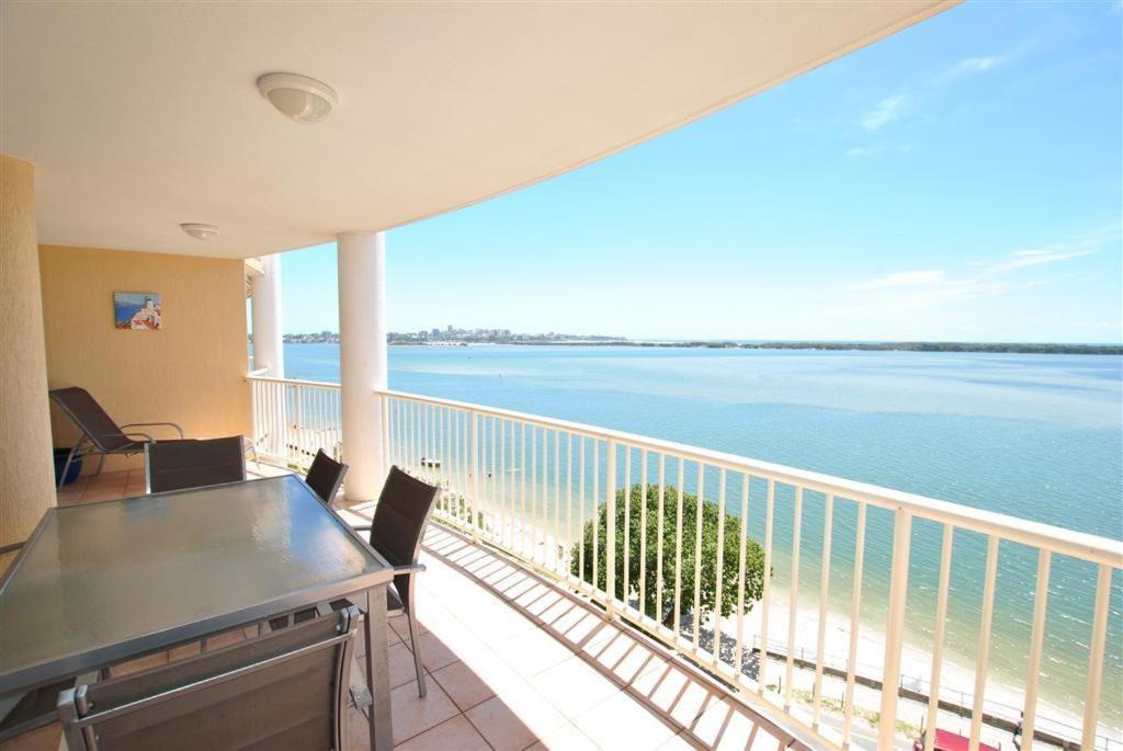 Riviere On Golden Beach Caloundra Bagian luar foto